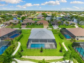 SEASIDE VILLA CORAL GARDEN - Great new home with a beautiful Garden - Image 3