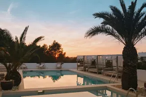 You, your partner and this sunset - Image 3