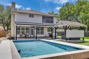 A - List Resort style Home with Heated pool & Spa - Image 4