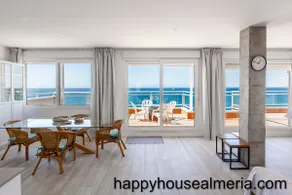 Penthouse with ocean views + garage – Almería beach - Image 3