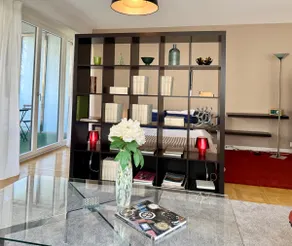 Lake & Old Town within walking distance • Large balcony - Image 3