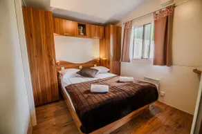 Three-Bedroom Apartment with Lake View in Terme Čatež 3 - Image 3