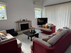 Spacious rustic villa in countryside - Image 3