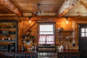 Log Cabin w/mtn views, hot tub, fire pit! - Image 2