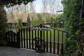 Lovely house with garden and terrace - Image 2