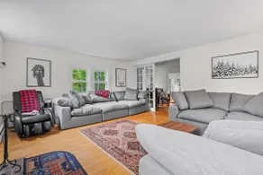 Spacious Riverfront Home 7 Minutes to Stratton! - Image 5