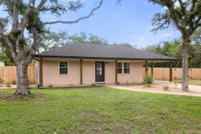 Dwntwn DRIP Bluff St Cottage & Guest House w/ SPA! - Image 3