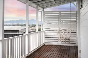 Shalimahs Secret-Beautifully Designed Luxe Cottage *10min to HV Gardens - Image 3