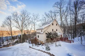 Amazing Views! | 4BD/4.5BA | Dock, WISP, Hot Tub - Image 3