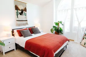 Cathedral Park townhome with Porch! - Image 2