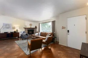 Mid-Century Oasis with private Pool - Image 5