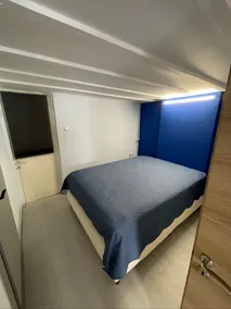 Comfy apartment with low ceiling attic - Image 5