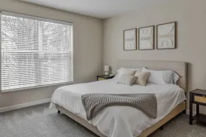 Newly Refreshed, Spacious Stay Near Polaris Mall - Image 4