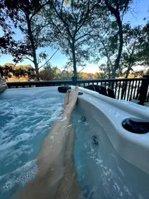 Charming Cottage Retreat With Dock & Hot Tub - Image 3