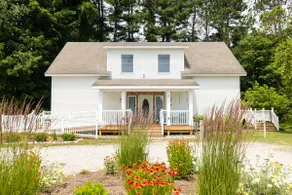 Andor Cottage | Downtown Lake Leelanau - Image 2