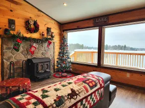 Waterfront house in a perfect location - Image 3
