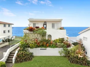 Luxe Oceanfront Penthouse! Yamba's best Suncrest 5 - Image 3