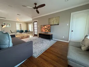 Museum District - Spacious 3Br/2Ba King beds - Image 4