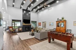 4Bed 3.5Ba Cozy New Construction! Close to Lake Geneva and Lake Elizabeth! - Image 3