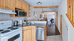 ❤Mountain Chalet on the Very Edge of Banff Forests - Image 3