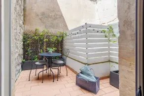 Private terrace in the center, Wi-Fi & Smart TV - Image 3