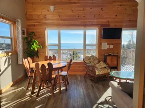 *NEW* (RED) Spacious Cottage - Best View in Alma! - Image 2
