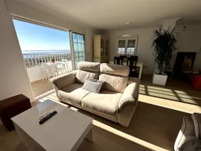 Stunning sea views - Image 3