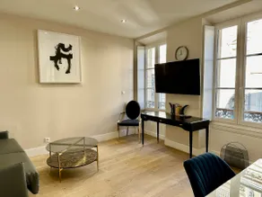 2-Bedroom Apartment with “Balzac” Sofa Bed - Image 4
