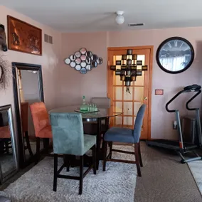 Modern 1Bedroom Condo in Warren - Image 5