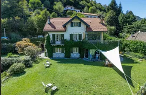 Charming Apartment in a Historic Villa + Garden - Image 4