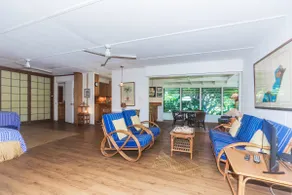 Serene Hawaiian Style Cottage - Image 4