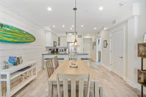 Beautiful 2 Bedroom Penthouse at the Residences - Image 2