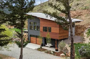 Secluded modern mountain home with stunning views - Image 4