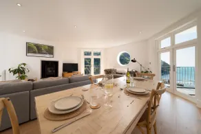 Stunning views of Lynmouth and the sea + parking - Image 5