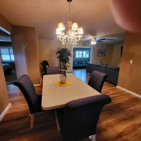 Pet Friendly, Pool, Raceway Townhome. - Image 5