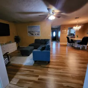 Pet Friendly, Pool, Raceway Townhome. - Image 4