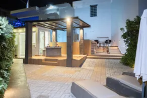 CAVE Luxury House - Image 4