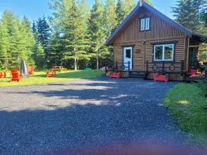 Amqui Cedar Chalet! CITQ 307086 - Image 3