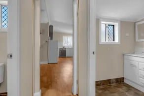 Quaint 2 bedroom fully furnished Cottage - Image 3