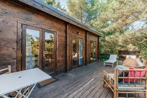 Les Cabanons de l'Ouille – Pine Forest Cabin - Image 2
