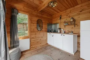 Les Cabanons de l'Ouille – Pine Forest Cabin - Image 5