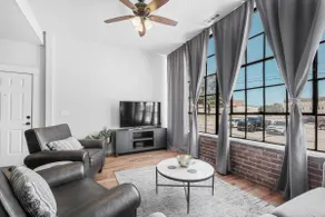 🌟New! Downtown Loft in Webb City!🌆 - Image 5
