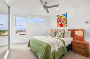 Entire-Floor Apt Ocean Front Views - Image 5