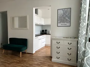 Sunny apartment right on the Augarten - Image 4