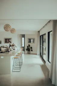 Forrest Haus Retreat: Designer Luxe Stay by Nature - Image 2