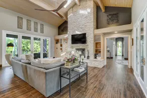 Contemporary Mtn 4BR + Hot Tub & Fire Pit & Views - Image 5