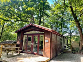 Welsh Villa-Hot Tub-Tenby-Carmarthen-Forestsetting - Image 2