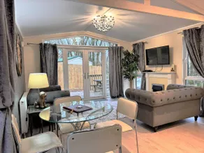 Welsh Villa-Hot Tub-Tenby-Carmarthen-Forestsetting - Image 3