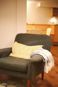 The Burrow: spacious, quiet & free bus pass - Image 5