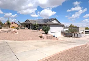 Henderson Country Retreat near Strip and Lake Mead - Image 3